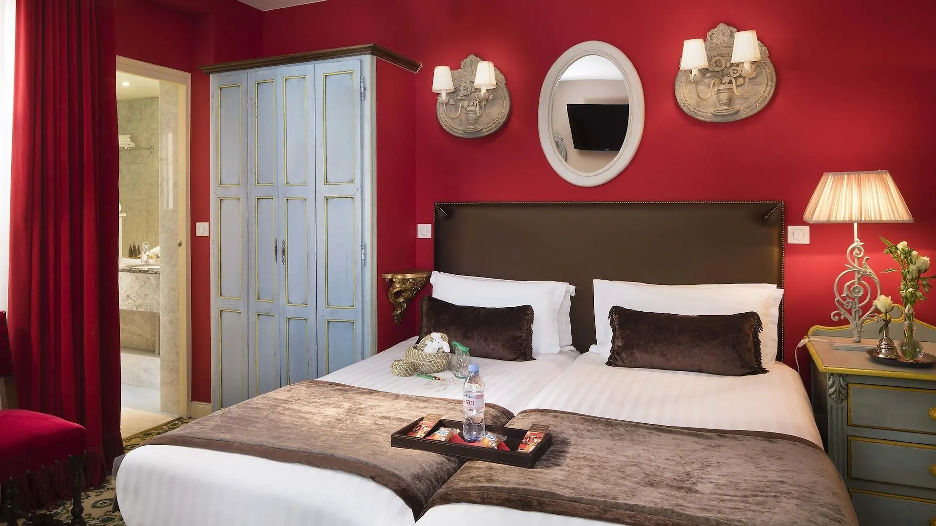 Hotel Des Deux Continents 3*