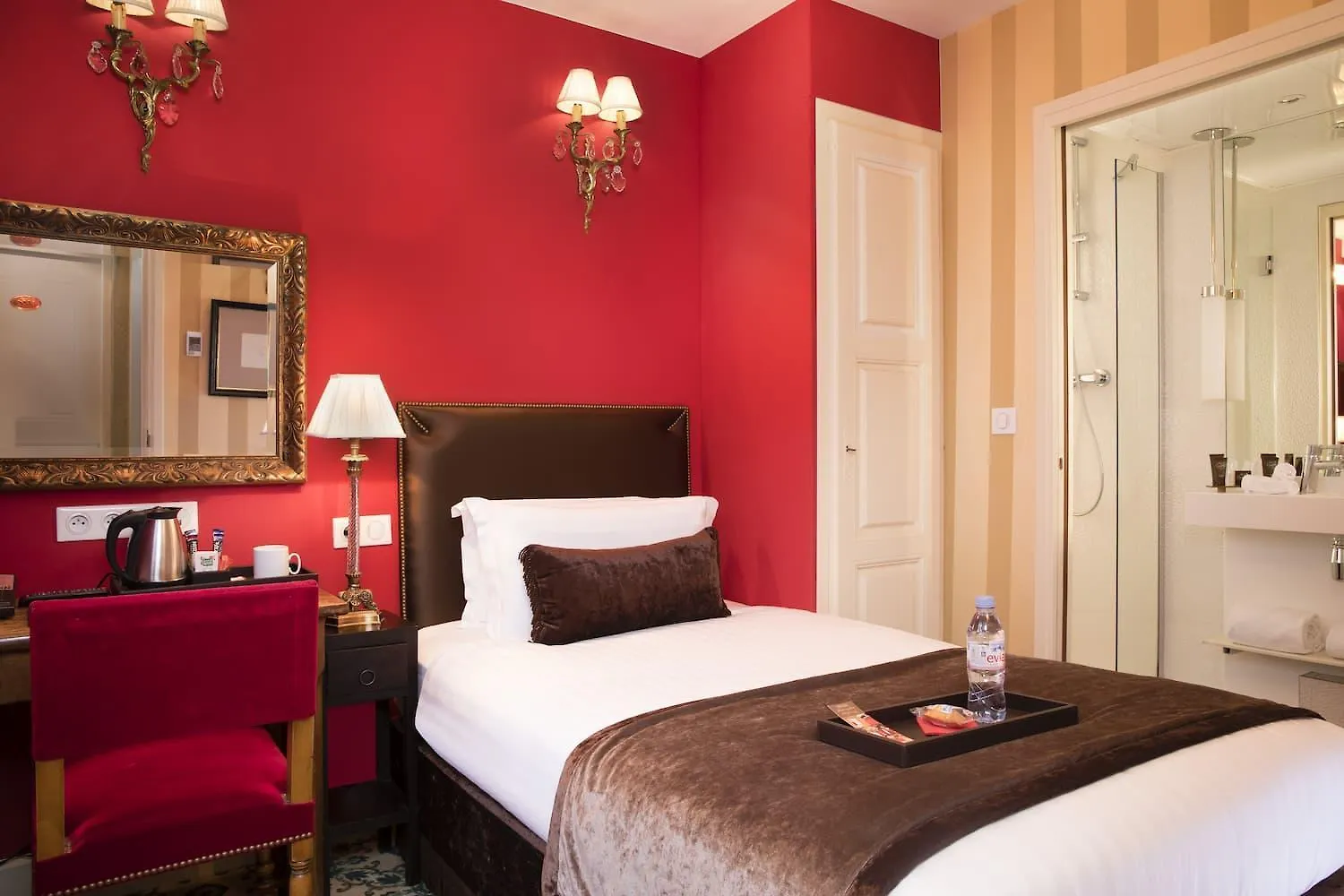 Des Deux Continents 3* Paris